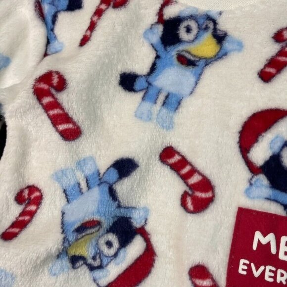 Bluey 0-3 Months 2-pc Bluey Sweatshirt Pant Set Fuzzy Candy Canes Santa Hat - Picture 5 of 12